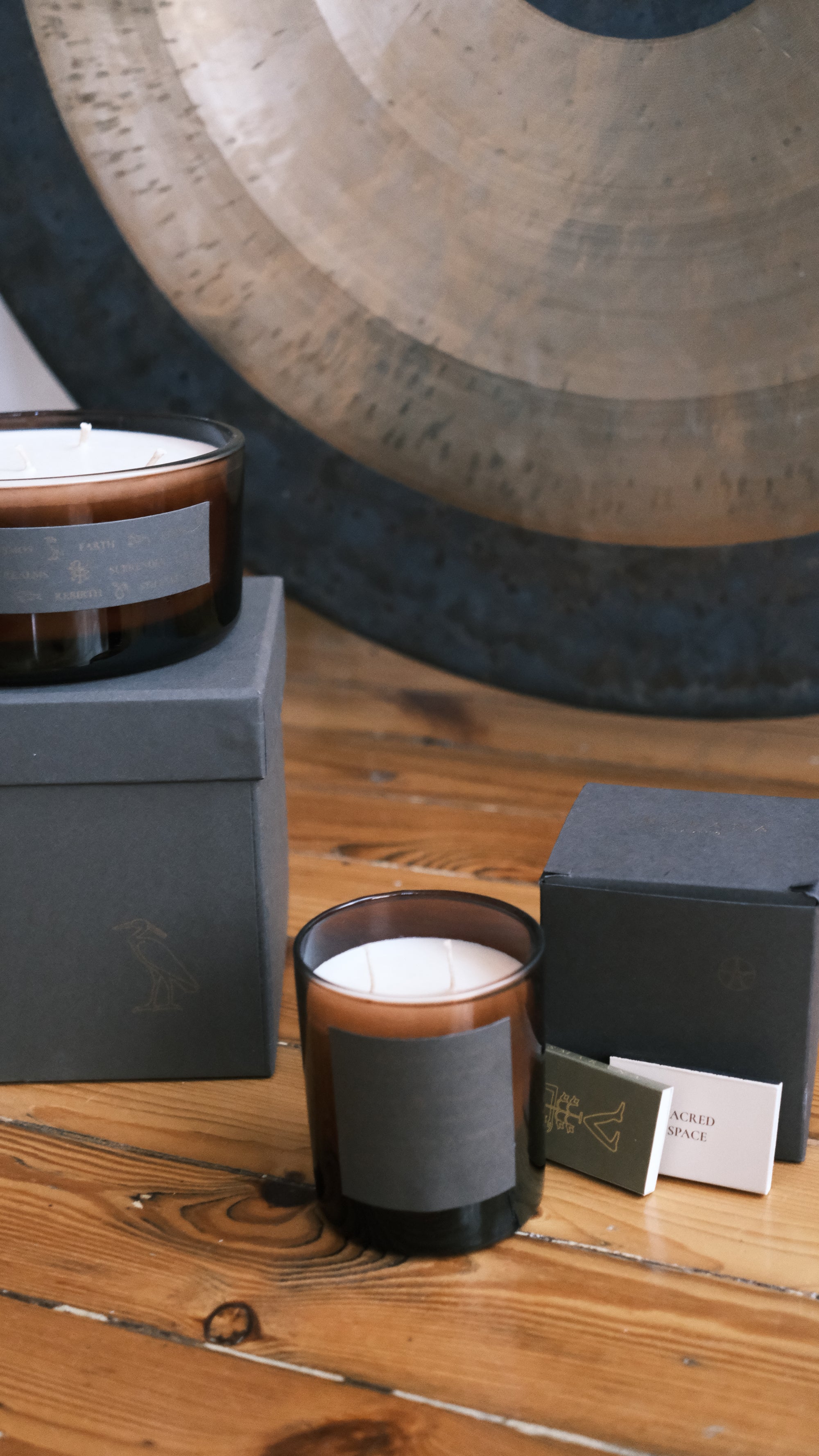 Ancient Worlds 𓆸 A Soy Based Large Candle